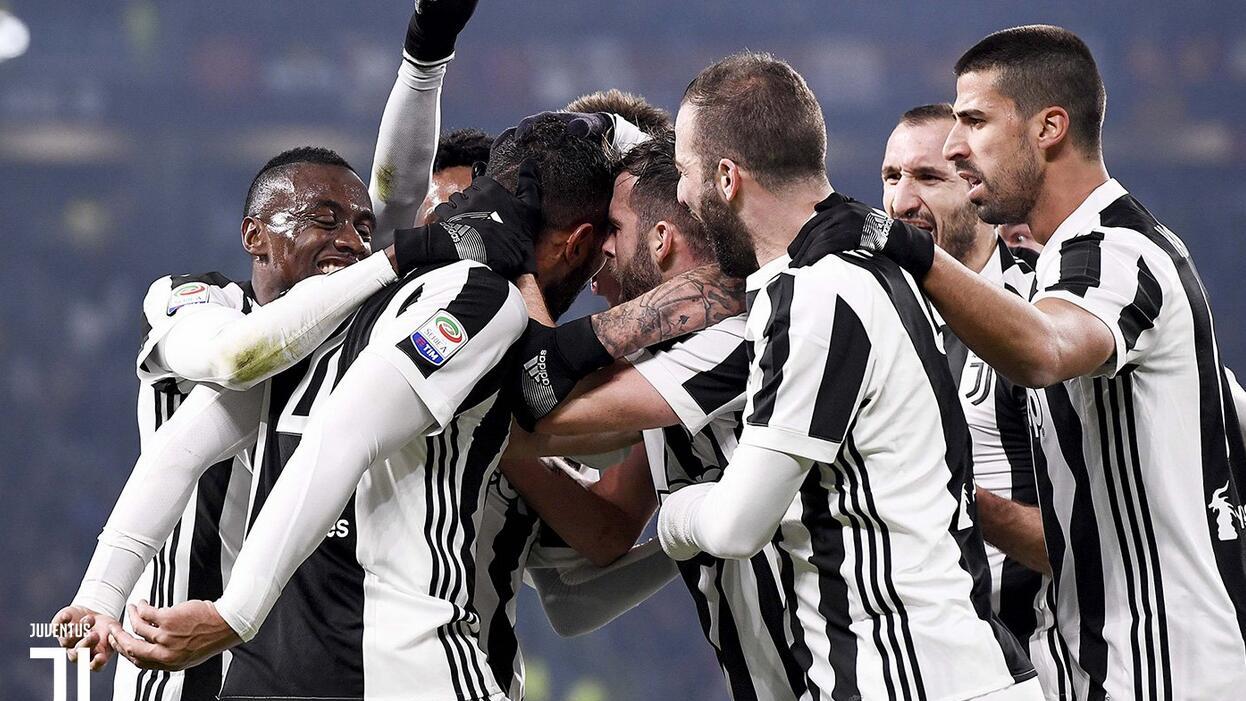 球迷现场尖叫不断