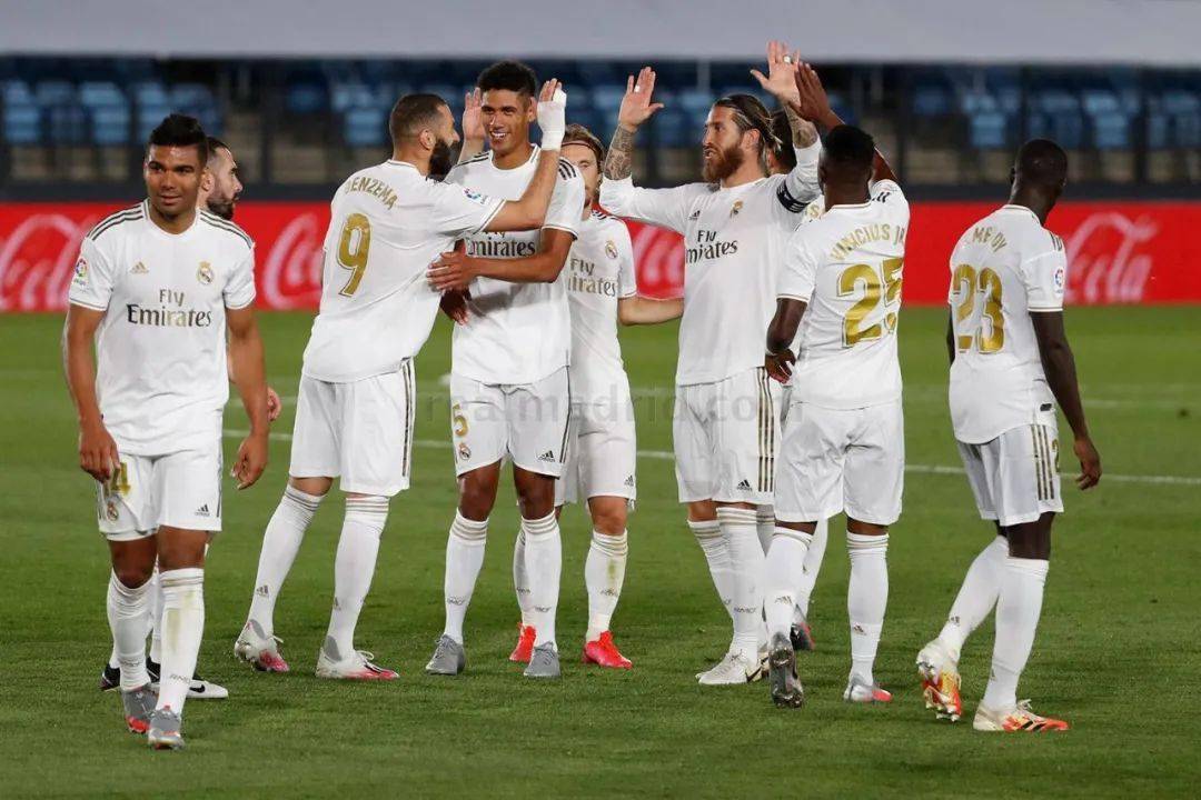 迈阿密国际拟买断阿连德，阿根廷前锋季后赛6场9球创纪录助队夺冠