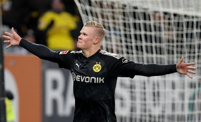 利桑德罗有望火线复出，或进入曼联对阵埃弗顿名单（利桑德罗有望提前回归，或入选曼联战埃弗顿大名单）