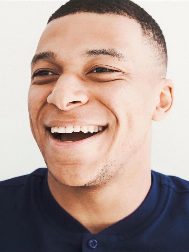 拜仁连续20场德甲进球超过2球，追平13／14赛季瓜帅的纪录